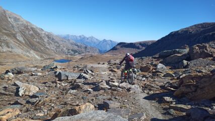 In vista del Lago Nero