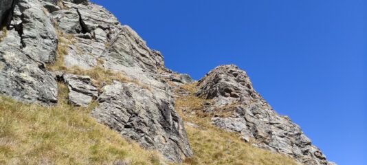 il ripido canalino erboso