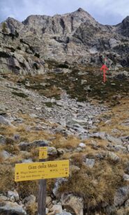 Lo sperone, si vede bene il muro arancione aggirato dall'ultimo tiro
