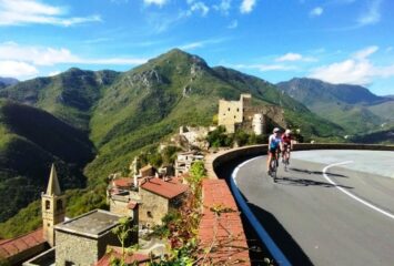 Castelvecchio di Rocca Barbena