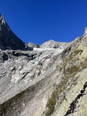 Quel che rimane del ghiacciaio del Triolet