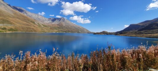 gran caldo e calma piatta al Lago del Moncenisio