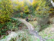 Sul sentiero che stacca sulla sx. oltre Caricatore