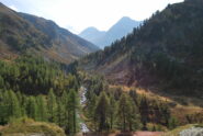 Vallone di Bardoney scendendo a Lillaz
