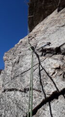 l'esposta ma ben appigliata rampa ascendente a sx di L2..