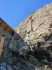 Il 6b e il 6a di fianco al rifugetto