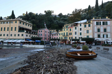 Portofino con i segni della mareggiata