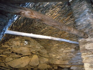 grangia Vassola achitettura