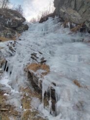 La cascata da sotto 