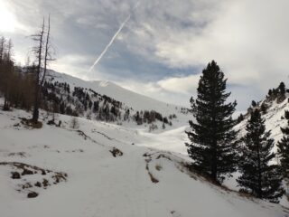 Il pianoro alla base dei pendii occidentali