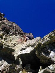 In cima al primo canale attrezzato con corda fissa