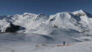 Alle spalle da dx a sx  l'Eyssina ,la Barre de la Pisse ,T.du Crachet  e Gr Combe