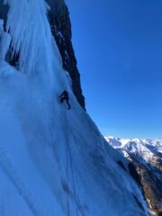 Primo tiro, preso a destra e non centrale