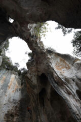Tetto bucato della grotta