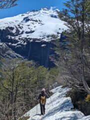 In discesa dal Rifugio Meiling