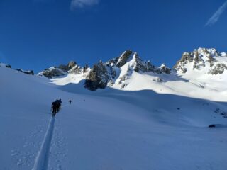 Nei plateaux 3000 mt, Jerome prende l'iniziativa
