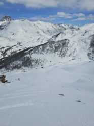 La dorsale iniziale vista dal suo termine