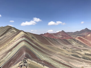 Rainbow Mountain dalla cima a sinistra del mirador