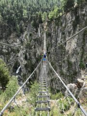 Lo spettacolare nuovo ponte sospeso che riporta direttamente alla partenza