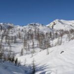 Poco dopo avere abbandonato la traccia per il Lago Muffé. Sullo sfondo il Mont Ros.