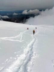 in discesa fuori dalle piste  verso la Turra