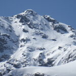 Zoomata sulla parte alta della parete 