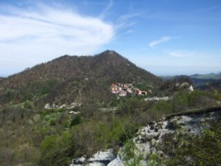 San Vito con il monte omonimo