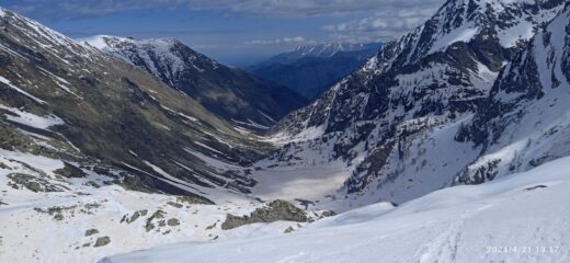 Vallone della Meris con il Lago Sottano di Sella 