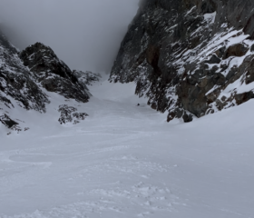 Enri se la gode in discesa