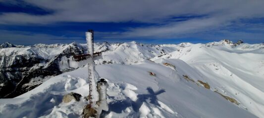 In cima