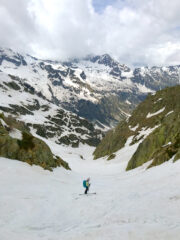 Neve pesante nel canalone