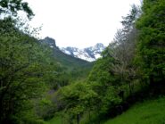 Verso l'attacco: sullo sfondo spunta l'Uja di Bessanese.