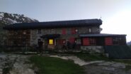 Il rifugio all'alba