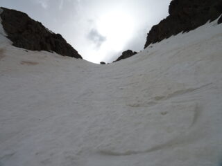 Parte alta su neve estiva