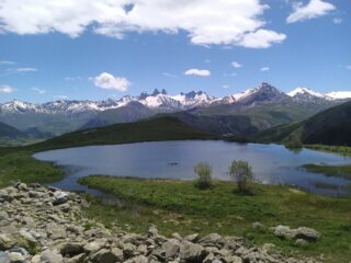 Il lago sotto la Croix de Fer.