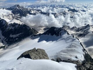 La Ciamarella sullo sfondo a sinistra
