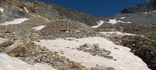 Così la parte alta prima dell'intaglio
