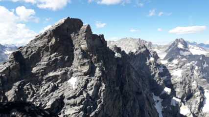 La Mezzenila appena salita vista dall'Uja della Gura..