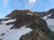 Dal primo tratto nevoso, sguardo verso l'alto