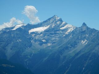dalla cima vista sulla Grivola e sulla Punta Rossa della Grivola