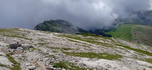 Discesa verso il Bocchino delle Scaglie 