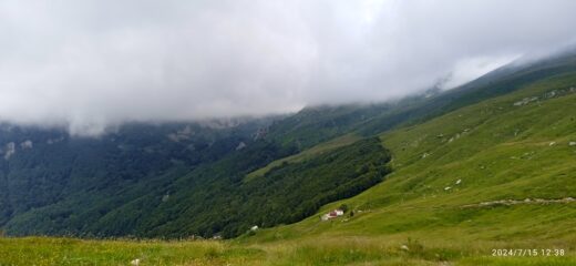 Discesa verso il Rifugio Savona 