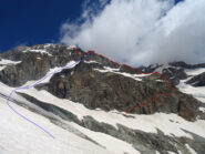 In rosso la salita, in blu la variante del canale O della bosse, che evita la parte bassa dello sperone