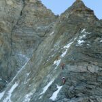 L'altra cordata in via oltre a noi