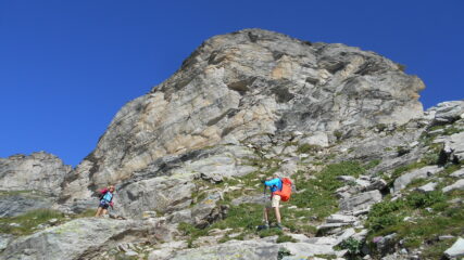 Sul ripido pendio che porta al canale del Colle d'Ambin Est