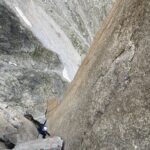 In sosta dopo il lungo tiro delle fessure parallele + variante di 7b