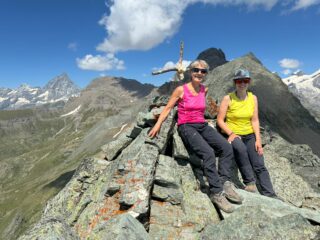 alle nostre spalle i Tournalin, la Roisetta e il Cervino