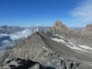 Salendo in dorsale, uno sguardo verso il Pic d'Asti