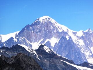 Salendo, il Bianco in lontananza...