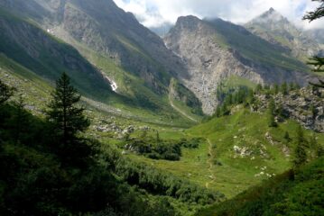 Discesa verso la Rocca Turale